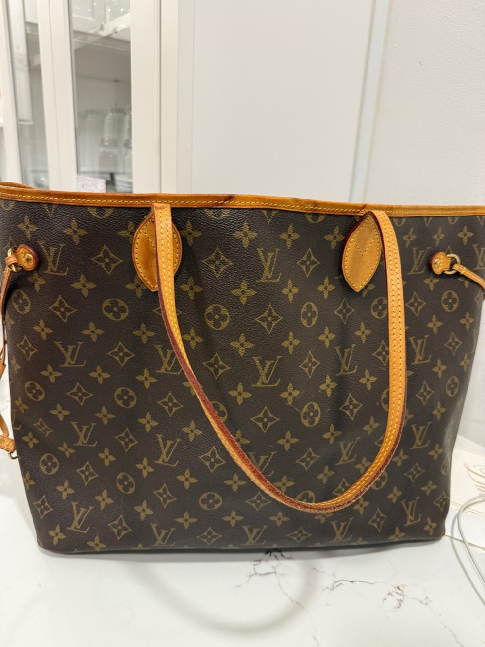 Louis Vuitton Neverfull  Gm Monogram Tote - Picture 2 of 9